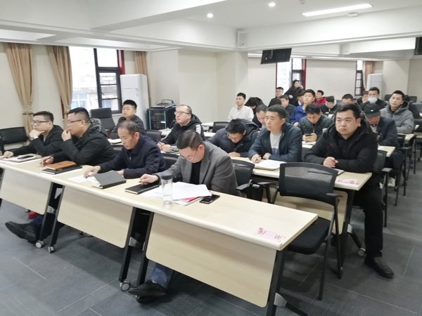 南昌市政建設集團安監(jiān)部組織開展房建項目安全教育培訓6001.jpg