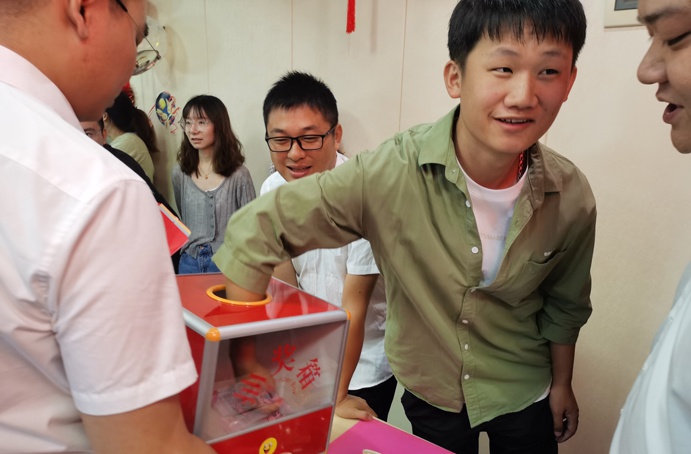 共青團(tuán)南昌市政建設(shè)集團(tuán)有限公司委員會(huì)舉辦了“承傳統(tǒng)文化，享團(tuán)圓美滿”中秋主題活動(dòng)6914.jpg